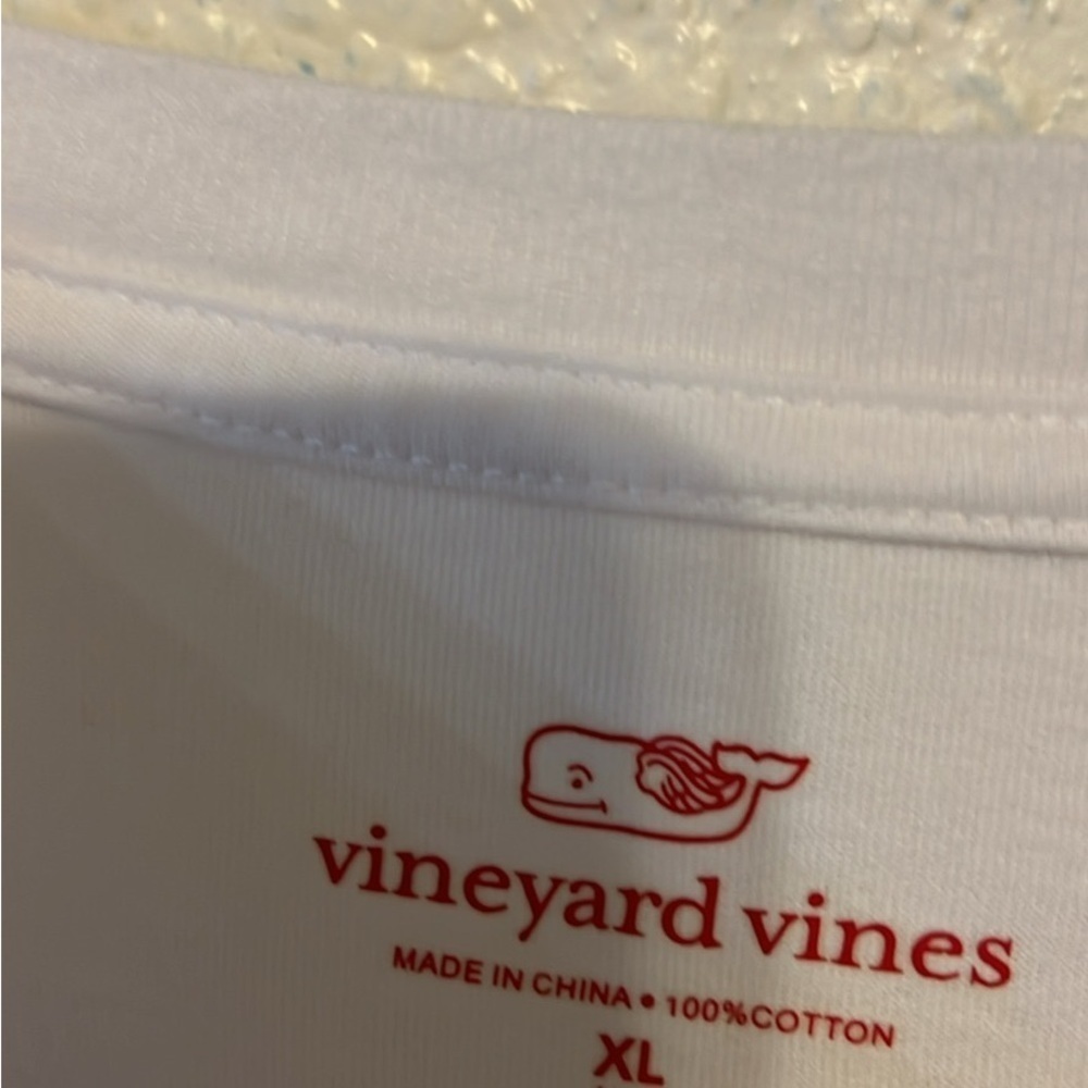 Vineyard Vines Valentine’s Day tshirt size XL 18 - Picture 3 of 6